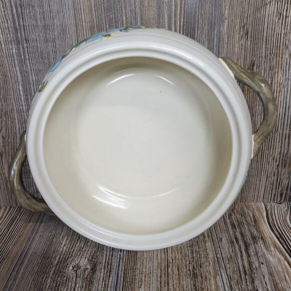 Vintage Metlox Sculptured Grape, Round Covered, Poppytrail Casserole 8-1/4 - Picture 4 of 6